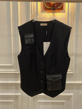 THE MANNEI BOURGIES VEST
