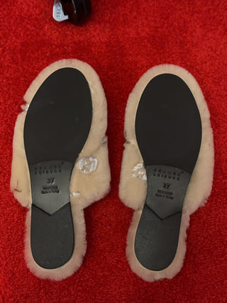 COMMON LEISURE SHEARLING SLIPPERS